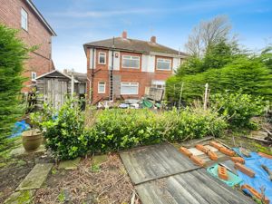 Photo 21- click for photo gallery